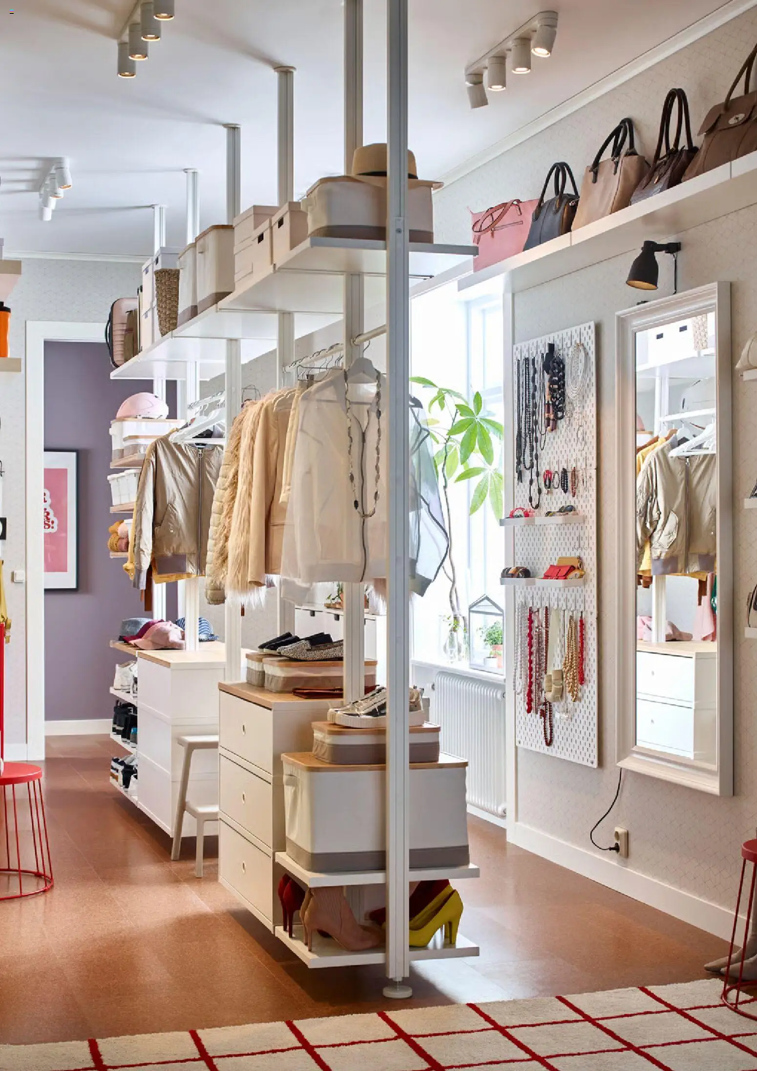 Förhandsgranska reklamblad Aktuella reklamblad IKEA från butik IKEA gäller från 10/11/2025